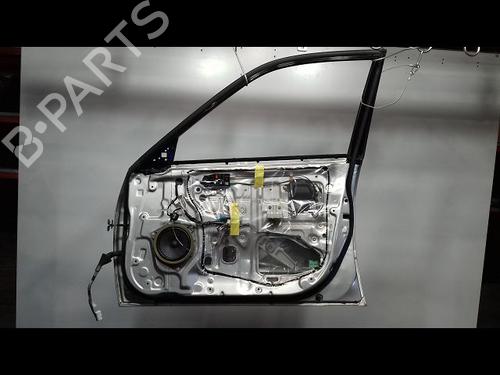 Used Right front door LEXUS IS I (_E1_) 200 (GXE10) (155 hp) 23195412