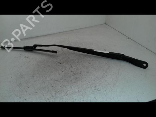 Used Front windshield wiper arm Front windshield wiper arm 38256808 38256808