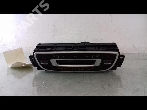Used Climate control RENAULT MEGANE III Hatchback (BZ0/1_, B3_) 1.5 dCi (106 hp) 8969727