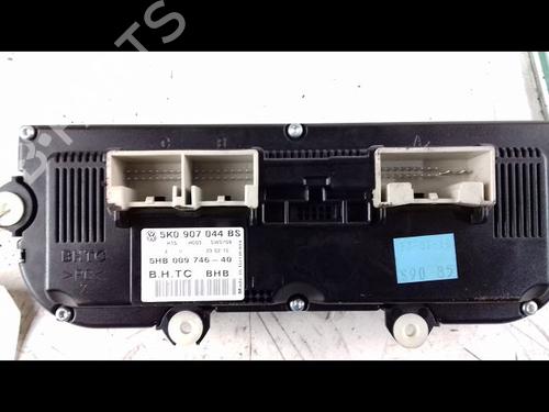 Used Climate control VW GOLF VI (5K1) 1.4 TSI (122 hp) 8969753