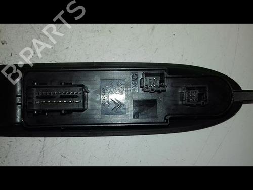 Used Left front window switch CITROËN C4 II (NC_) 1.6 HDi 115 (114 hp) 30949967