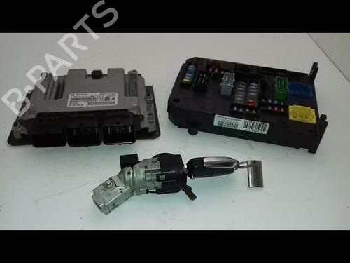 Used Engine control unit (ECU) CITROËN C4 II (NC_) 1.6 HDi 90 (92 hp) 19440990