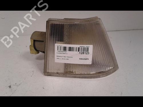 Right front indicator RENAULT 21 (B48_) 2.1 D (B48V/B48O) | BP23196078C33 