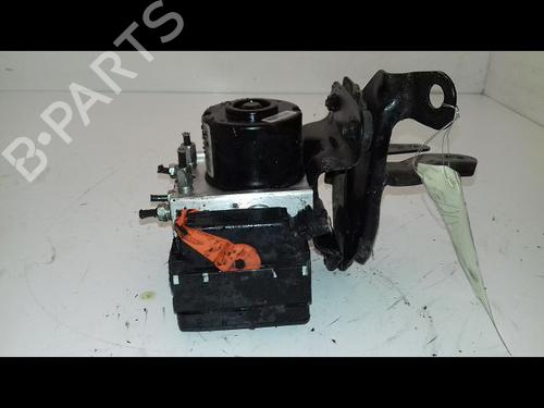 Used ABS pump TOYOTA YARIS (_P9_) 1.0 VVT-i (KSP90_, KSP90R) (69 hp) 29223779