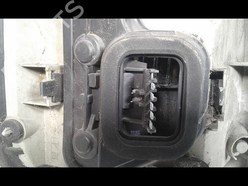 Right taillight OPEL ZAFIRA A MPV (T98) 2.0 DTI 16V (F75) | BP8973205C35