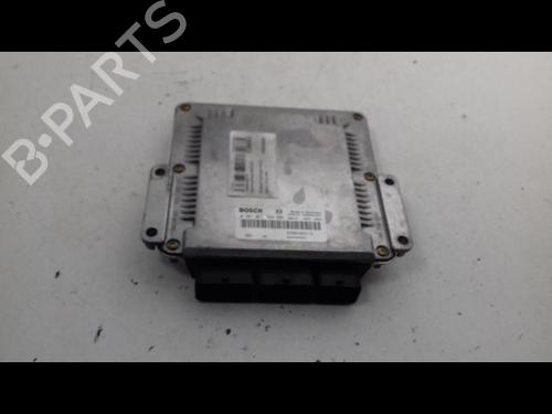 Used Engine control unit (ECU) Engine control unit (ECU) RENAULT LAGUNA II Grandtour (KG0/1_) 1.9 dCi (KG0G) (120 hp) 9057452 9057452