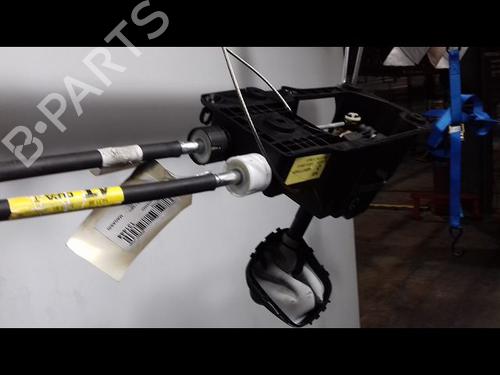 Used Gear lever RENAULT MEGANE III Hatchback (BZ0/1_, B3_) 1.5 dCi (106 hp) 9855779