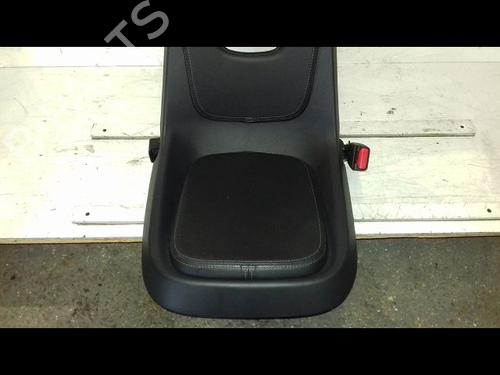 Used Right front seat Right front seat MERCEDES-BENZ A-CLASS (W168) A 140 (168.031, 168.131) (82 hp) 36482543 36482543