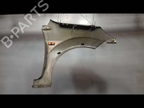 Used Left front fenders FORD FIESTA V (JH_, JD_) 1.3 (69 hp) 18663930