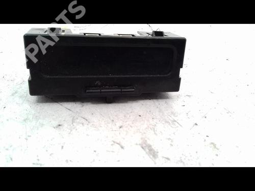 Used Display monitor Display monitor RENAULT CLIO II (BB_, CB_) 1.5 dCi (B/CB07) (65 hp) 9253920 9253920