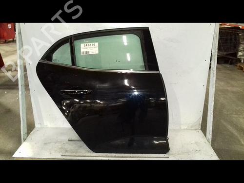 Used Right rear door RENAULT MEGANE IV Hatchback (B9A/M/N_) 1.5 Blue dCi 115 (B9A6) (116 hp) 29225529