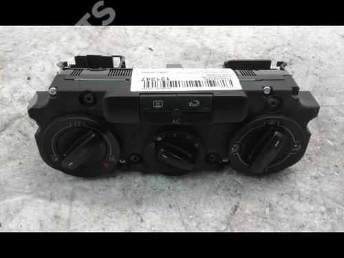 Climate control VW TOURAN (1T1, 1T2) 1.9 TDI (105 hp) 8969612