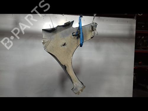 Used Left front fenders TOYOTA YARIS (_P9_) 1.4 D-4D (NLP90_, NLP90R) (90 hp) 21088259