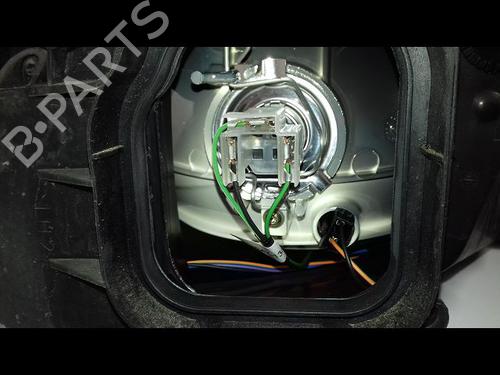 Used Left headlight FORD FOCUS I (DAW, DBW) 1.6 16V (100 hp) 23196285