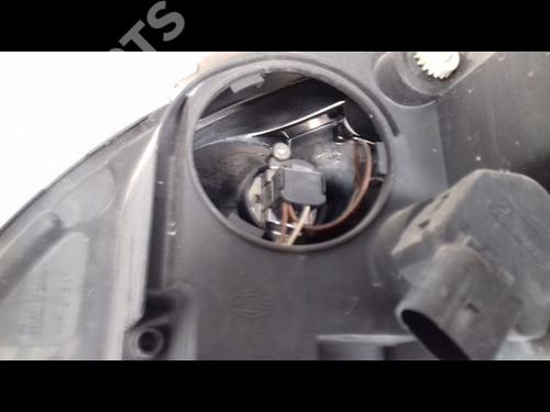 Right headlight MERCEDES-BENZ M-CLASS (W163) ML 270 CDI (163.113) | BP10536939C29 
