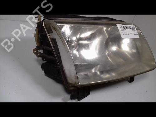 Right headlight VW POLO (6N2) 1.4 16V | BP10489849C29