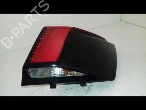 Used Right taillight Right taillight PEUGEOT 3008 II SUV (MC_, MR_, MJ_, M4_) 1.5 BlueHDi 130 (131 hp) 21672430 21672430