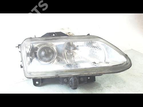 Used Right headlight RENAULT ESPACE III (JE0_) 2.2 dCi (JE0K) (130 hp) 8968549