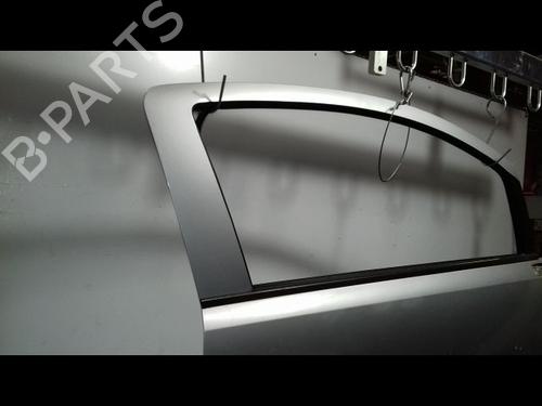 Used Right front door OPEL CORSA D (S07) 1.3 CDTI (L08, L68) (75 hp) 15743820