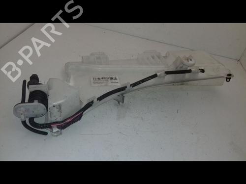 Used Windscreen washer tank PEUGEOT 3008 II SUV (MC_, MR_, MJ_, M4_) Hybrid (224 hp) 22535727