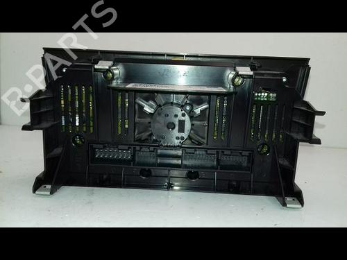 Used Climate control AUDI Q3 (8UB, 8UG) 1.4 TSI (150 hp) 18528527