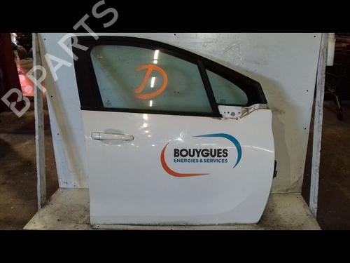 Used Right front door PEUGEOT 208 I (CA_, CC_) 1.4 HDi (68 hp) 29225008