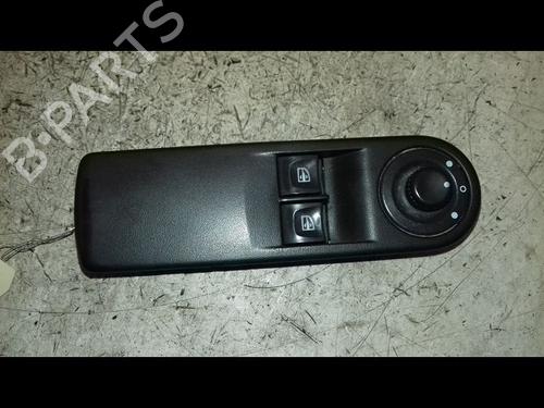 Used Left front window switch Left front window switch RENAULT CLIO IV (BH_) 0.9 TCe 90 (BHNF, BHMA, BHMH, BHJK, BHJR) (90 hp) 39733015 39733015