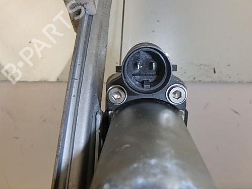 Used Front right window mechanism DACIA SANDERO 1.5 dCi (68 hp) 8963404