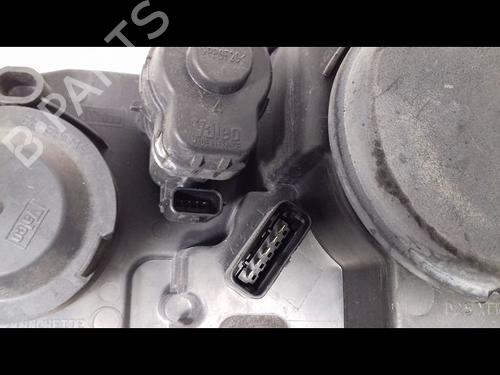 Right headlight RENAULT LAGUNA II (BG0/1_) 2.0 dCi (BG1T) | BP23196186C29