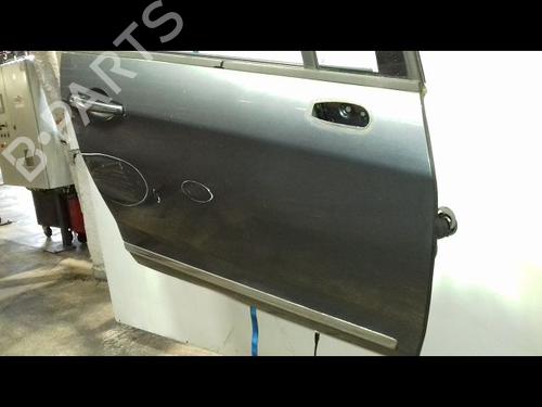 Used Right front door CITROËN C5 III (RD_) 1.6 HDi 110 (RD9HZC) (109 hp) 19069398