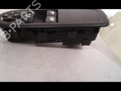 Used Left front window switch CITROËN C3 II (SC_) 1.0 VTi 68 (68 hp) 8972471