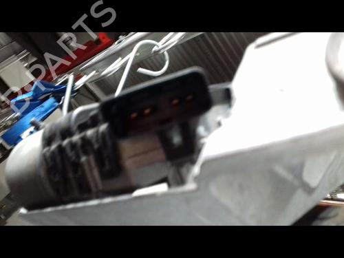 front-wiper-motor-renault-modus-grand-modus-fjp0_-15-dci-75-7701208057-2004-10344414 main image