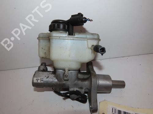 Used Brake master cylinder VW GOLF VI (5K1) 1.6 TDI (105 hp) 17802549