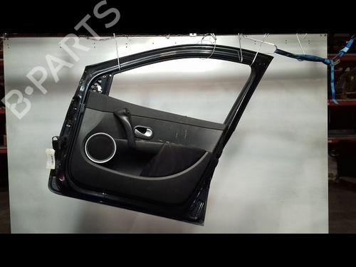 Used Right front door RENAULT CLIO III (BR0/1, CR0/1) 1.5 dCi (BR17, CR17) (86 hp) 19123617