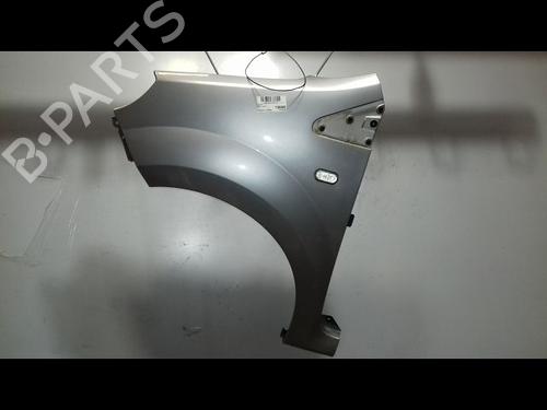 Forskærm venstre RENAULT TWINGO II (CN0_) 1.2 16V (CN04, CN0B) (75 hp) 31347716