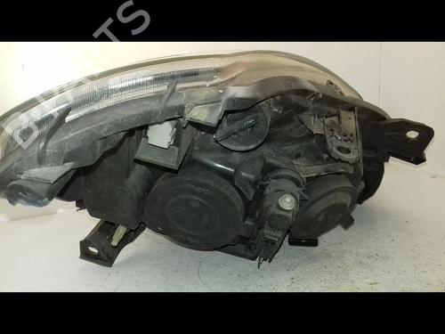 left-headlight-renault-clio-iii-br01-cr01-2005-2006-2007-2008-2009-2010-2011-2012-2013-2014-30556877 main image