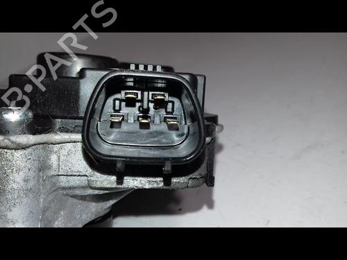 Used Front wiper motor TOYOTA YARIS (_P13_) 1.5 (NSP131_) (112 hp) 11859296