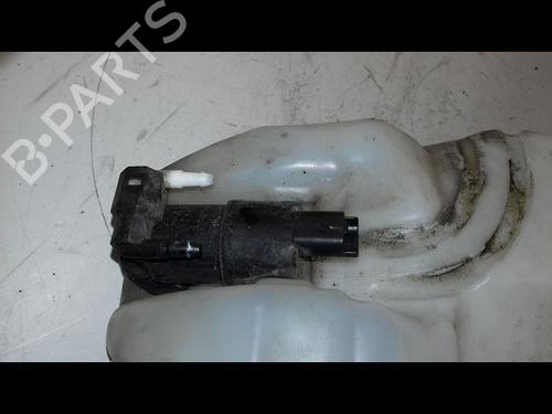 Used Windscreen washer tank PEUGEOT 208 I (CA_, CC_) 1.4 HDi (68 hp) 29216936