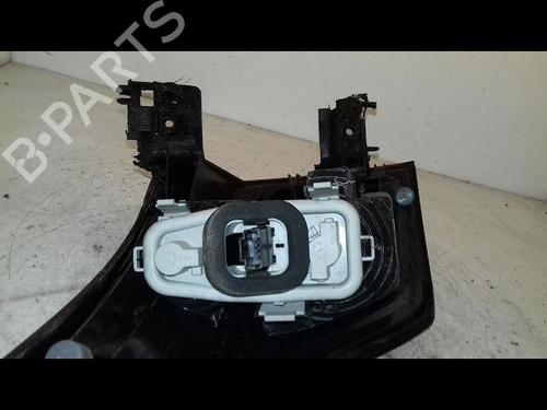 Used Right taillight Right taillight 32690734 32690734