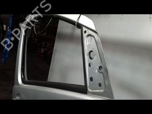 Used Right front door Right front door 12174047 12174047