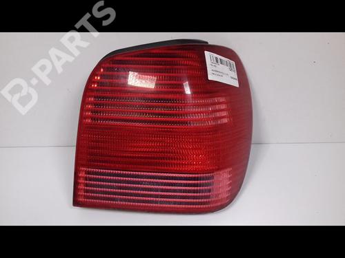Used Right taillight VW POLO (6N2) 1.4 16V (75 hp) 10489851