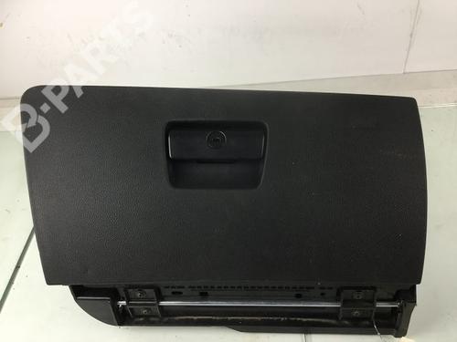 Used Glove box BMW 3 (E90) 318 d (122 hp) 8961379