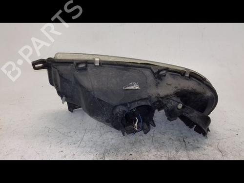 Used Right headlight Right headlight RENAULT MASTER II Bus (JD) 1.9 dCi 80 (JD0P, JD1P) (82 hp) 23196143 23196143