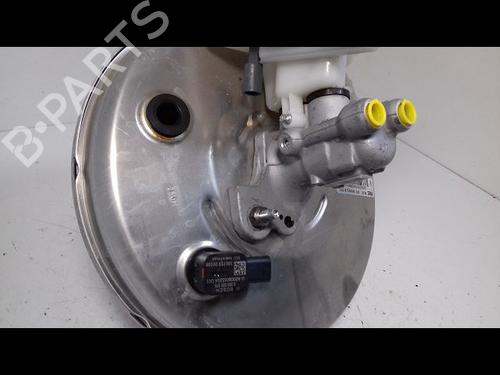 Used Servo brake MERCEDES-BENZ A-CLASS (W177) A 200 (177.087) (163 hp) 10284229
