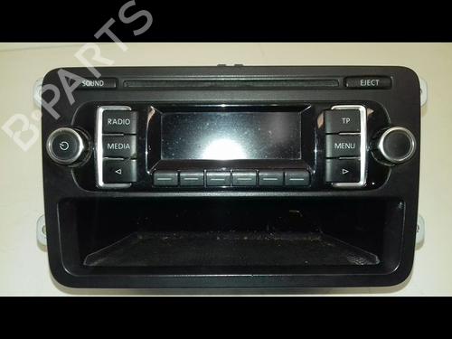 Used Radio VW POLO V (6R1, 6C1) 1.6 TDI (90 hp) 29224303