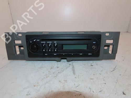 Used Radio RENAULT KANGOO / GRAND KANGOO II (KW0/1_) 1.5 dCi 85 (KW0K, KW0L, KW0B) (86 hp) 29224289