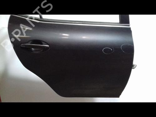 Used Right rear door TOYOTA AURIS (_E15_) 1.4 D-4D (NDE150_, NDE150R) (90 hp) 30949985