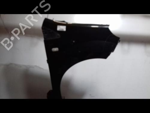 Used Right front fenders RENAULT TWINGO II (CN0_) 1.2 16V (CN0K, CN0V, CN0A) (76 hp) 31347712