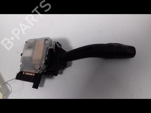 Used Headlight switch KIA CARENS III MPV (UN) 2.0 CRDi 140 (140 hp) 10536924