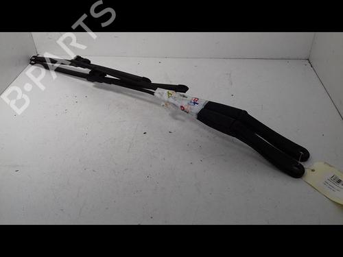 Used Front windshield wiper arm OPEL ASTRA H GTC (A04) 1.7 CDTI (L08) (125 hp) 14888526